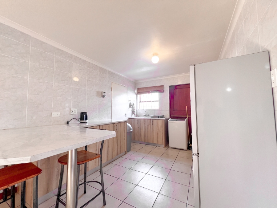 3 Bedroom Property for Sale in Skiathos Western Cape